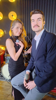 Oprawa muzyczna imprez. Cover Band. Zespół muzyczny na imprezy taneczne i bankiety.