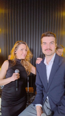 Zespół z wokalistą i wokalistką. Zespół muzyczny na imprezę firmową, bankiet, piknik, wesele Kraków.